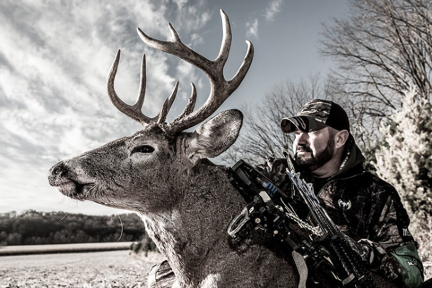 Trophy Archery Buck at Turtle Creek Outfitters